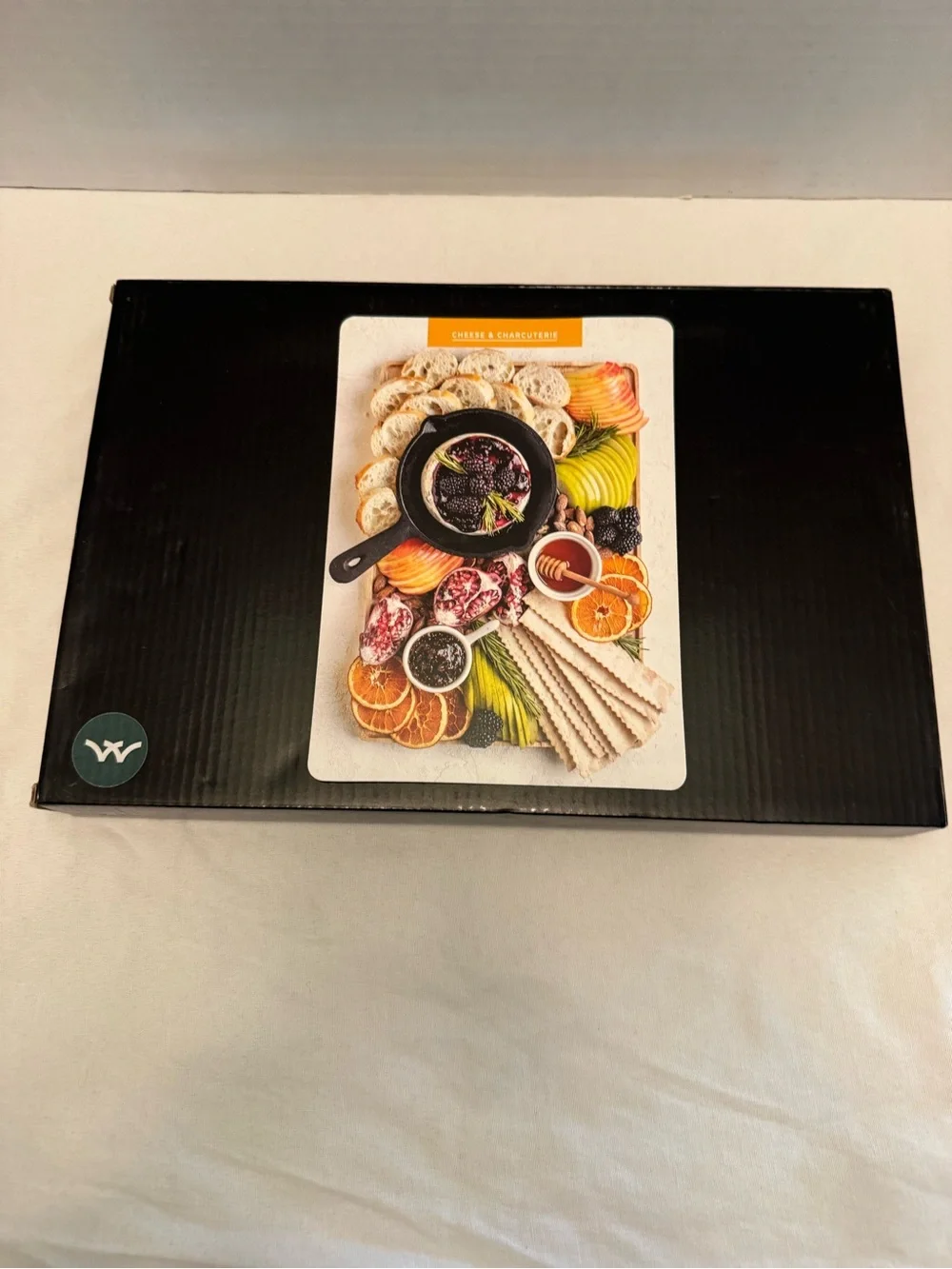 The Woodlands Resort Acacia Wood Slate Charcuterie Cheese Board Set Knives NIB